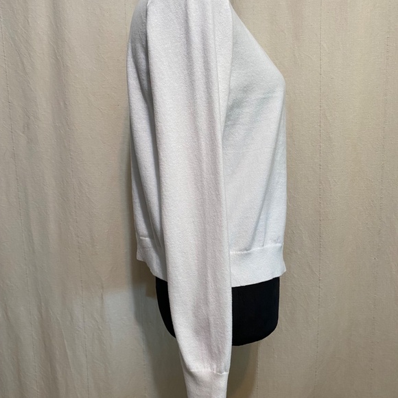 Old Navy White Women's Cardigan Sweater NWOT Size Small - Picture 2 of 13